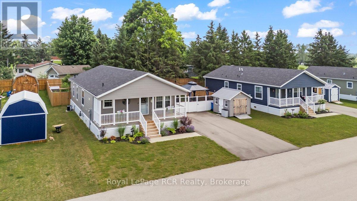 206 SPRUCE DRIVE - 29