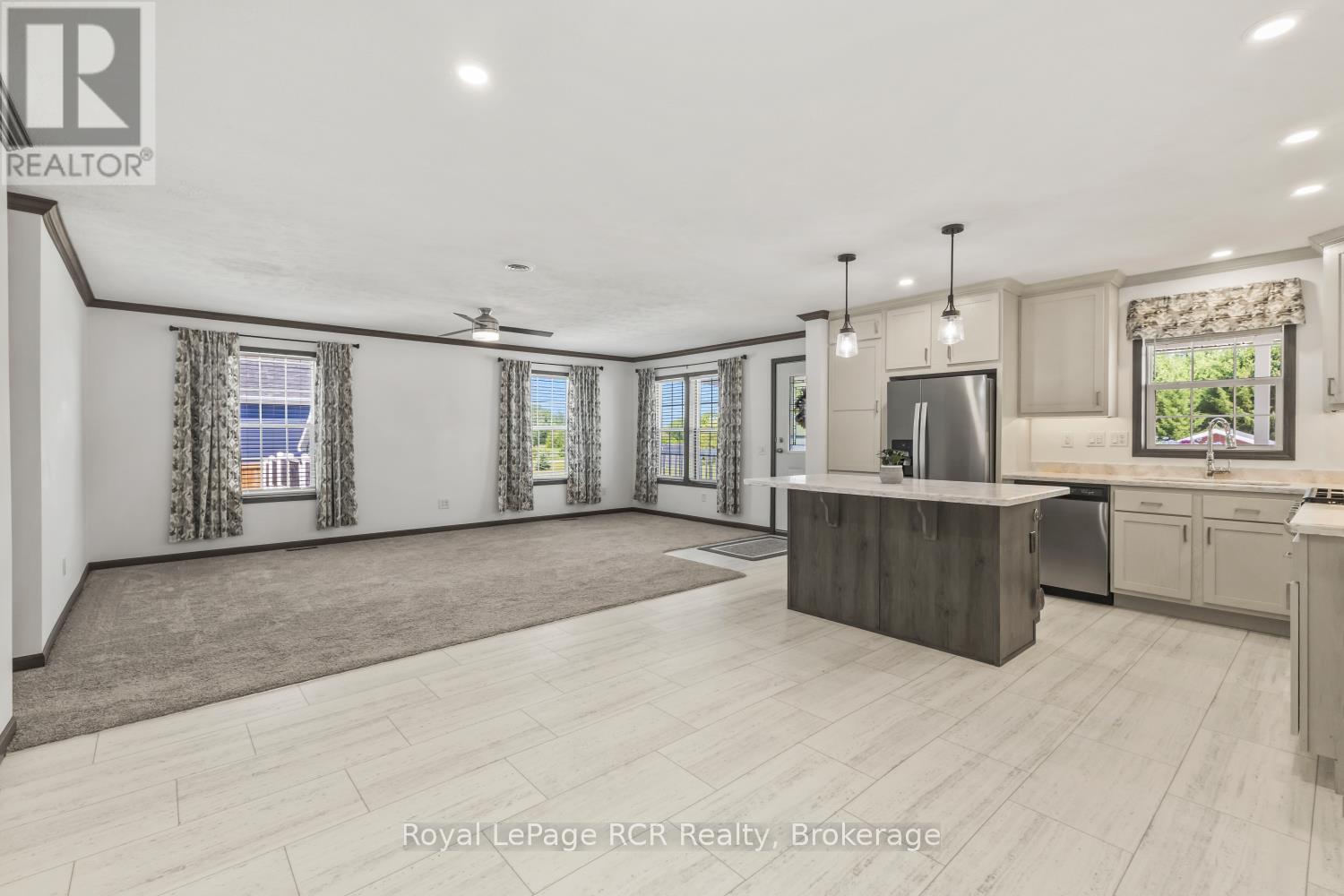 206 SPRUCE DRIVE - 8