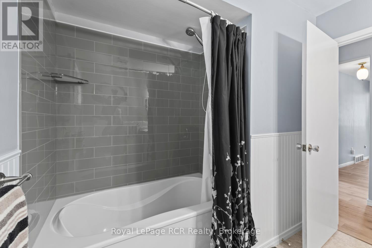 227 15TH AVENUE - 19