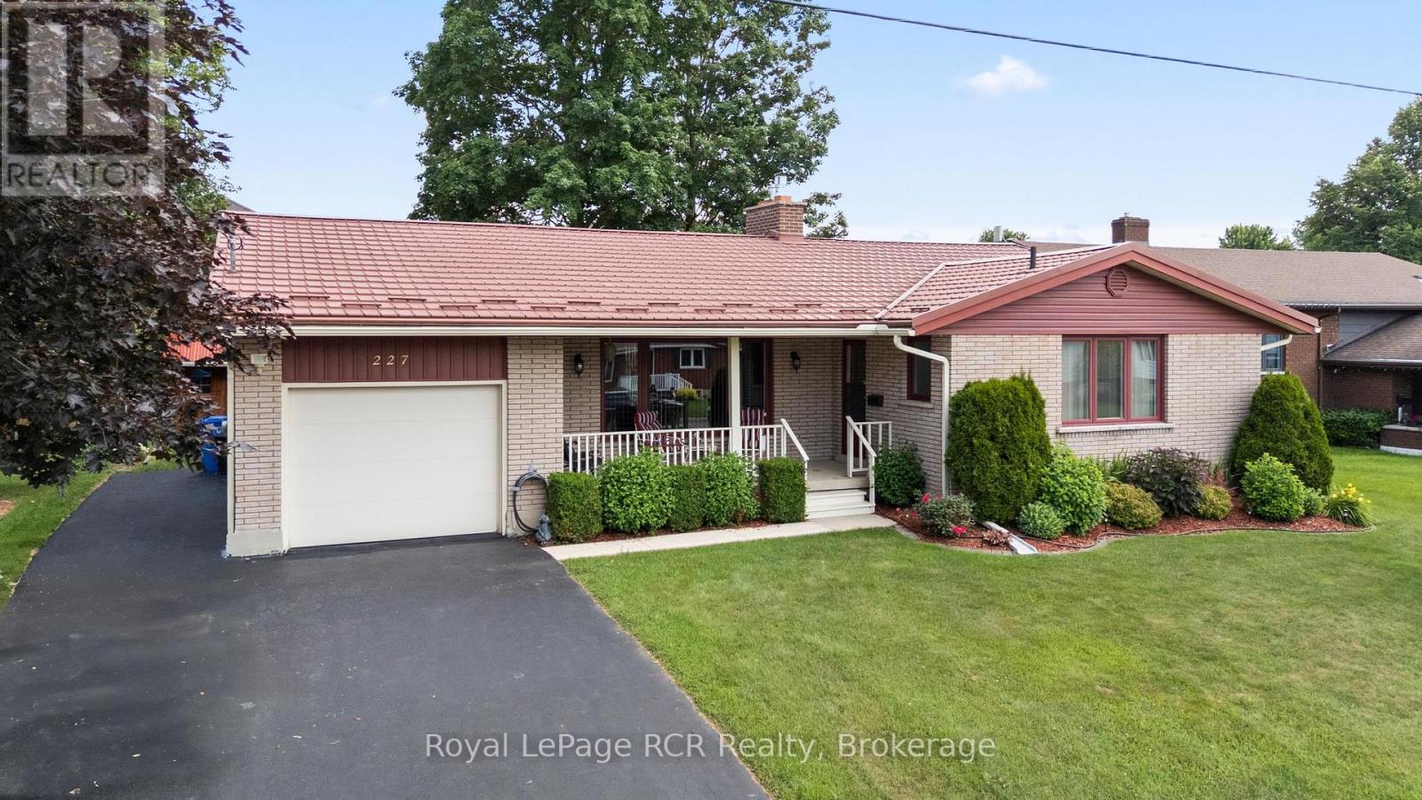 227 15TH AVENUE - 2