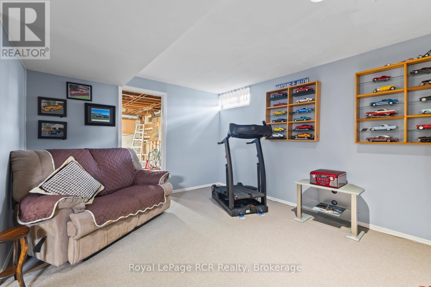 227 15TH AVENUE - 25