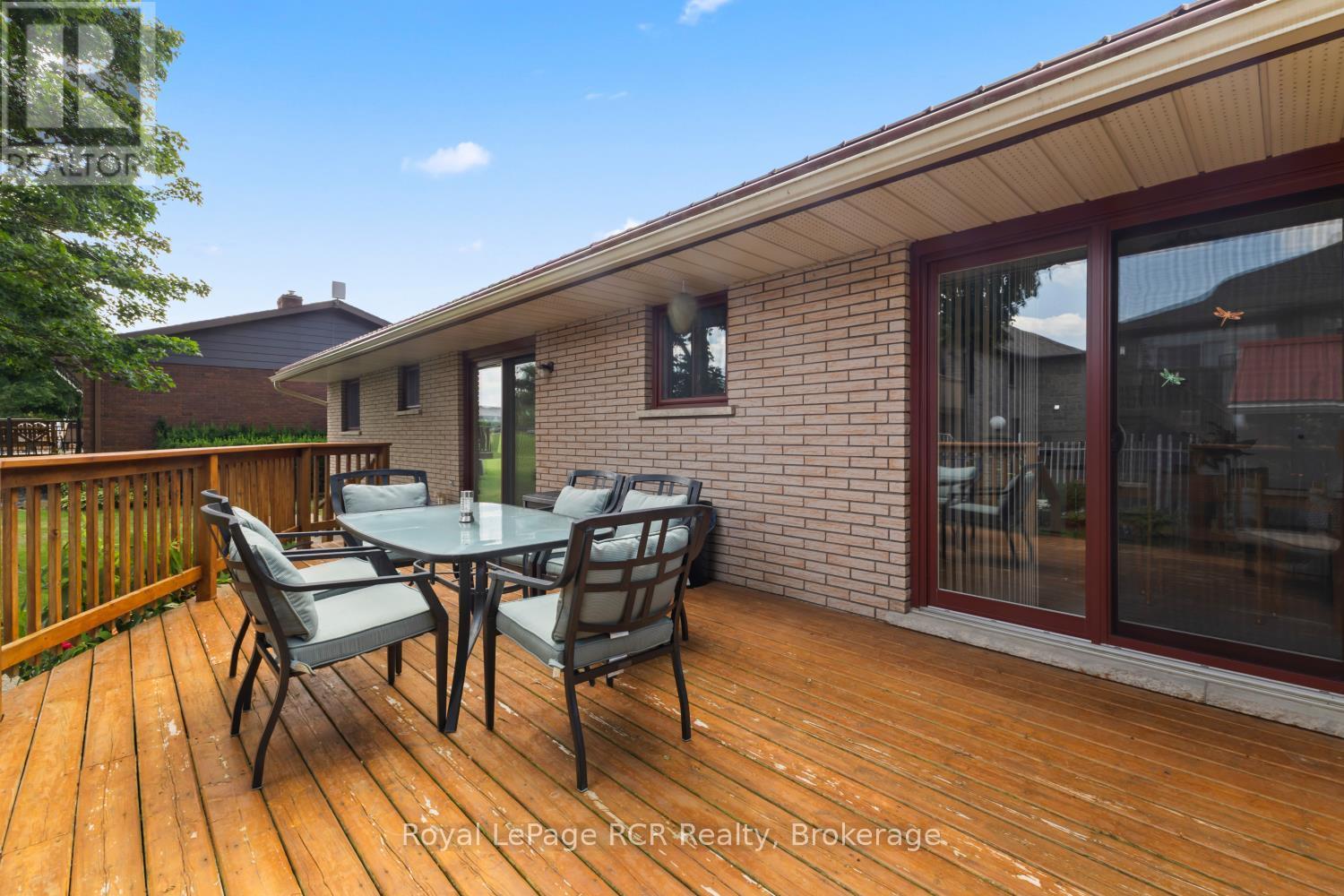 227 15TH AVENUE - 29