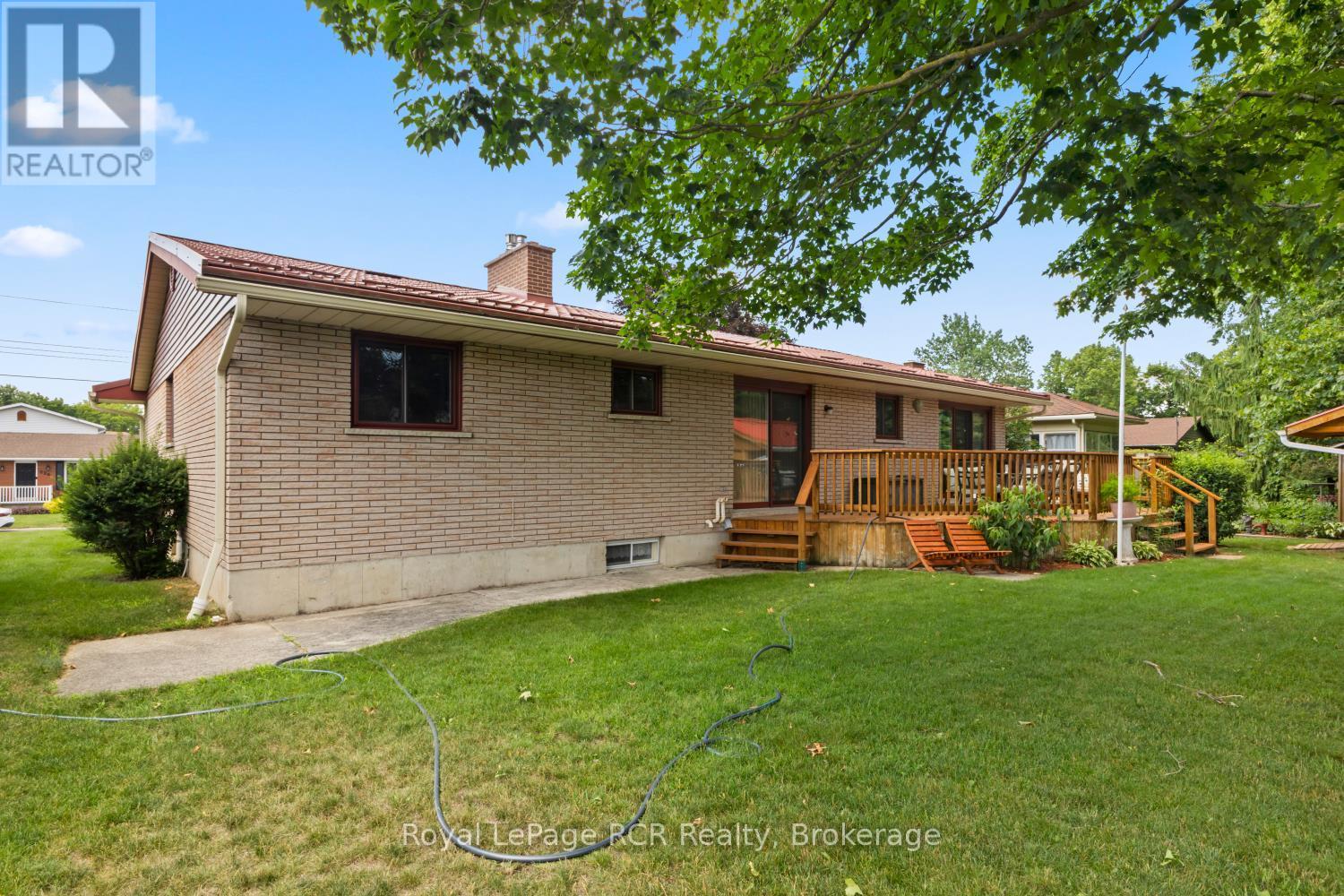 227 15TH AVENUE - 32