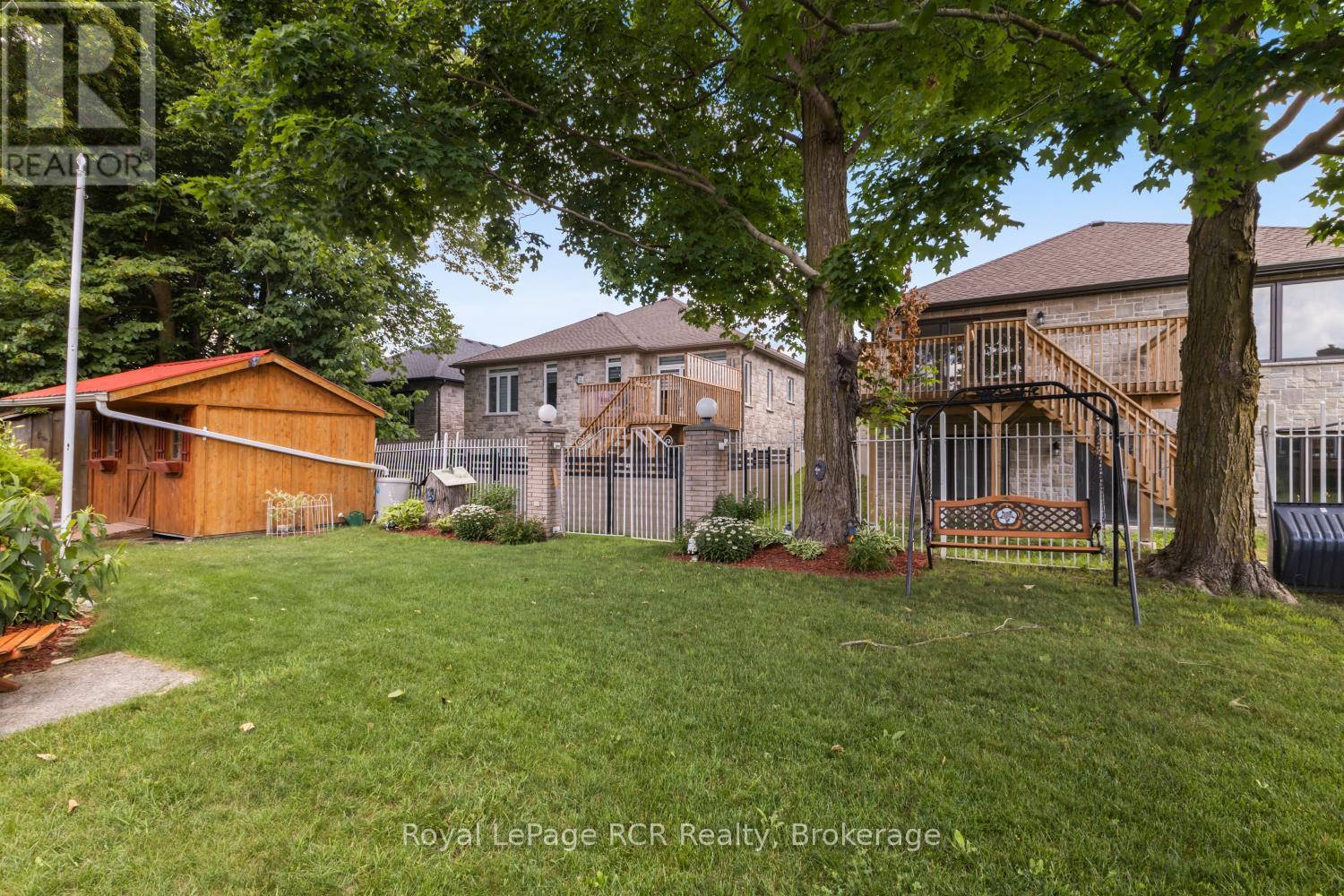 227 15TH AVENUE - 33