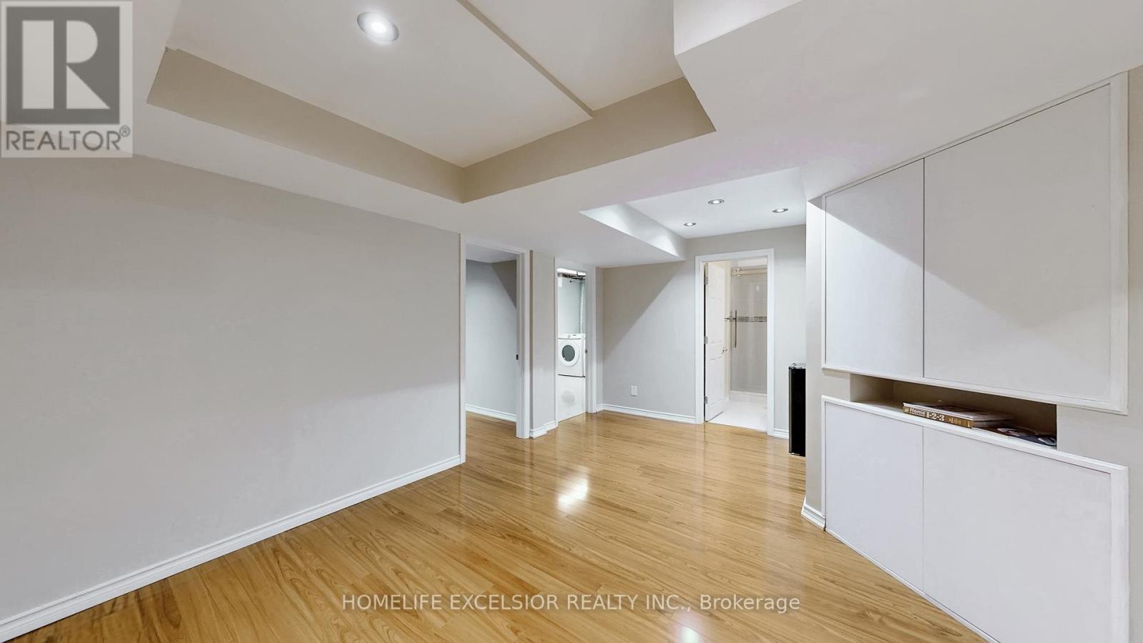 2 WELLSPRINGS DRIVE - 35