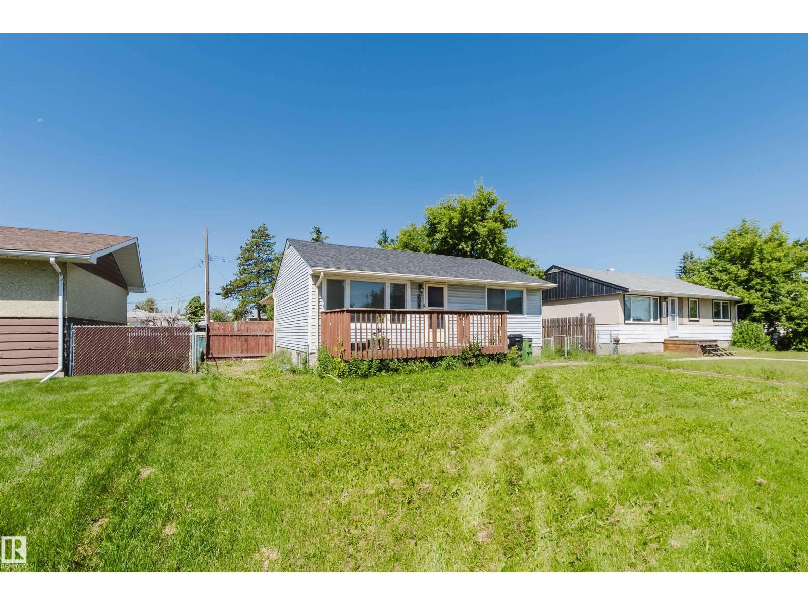 9606 163 ST NW - 2