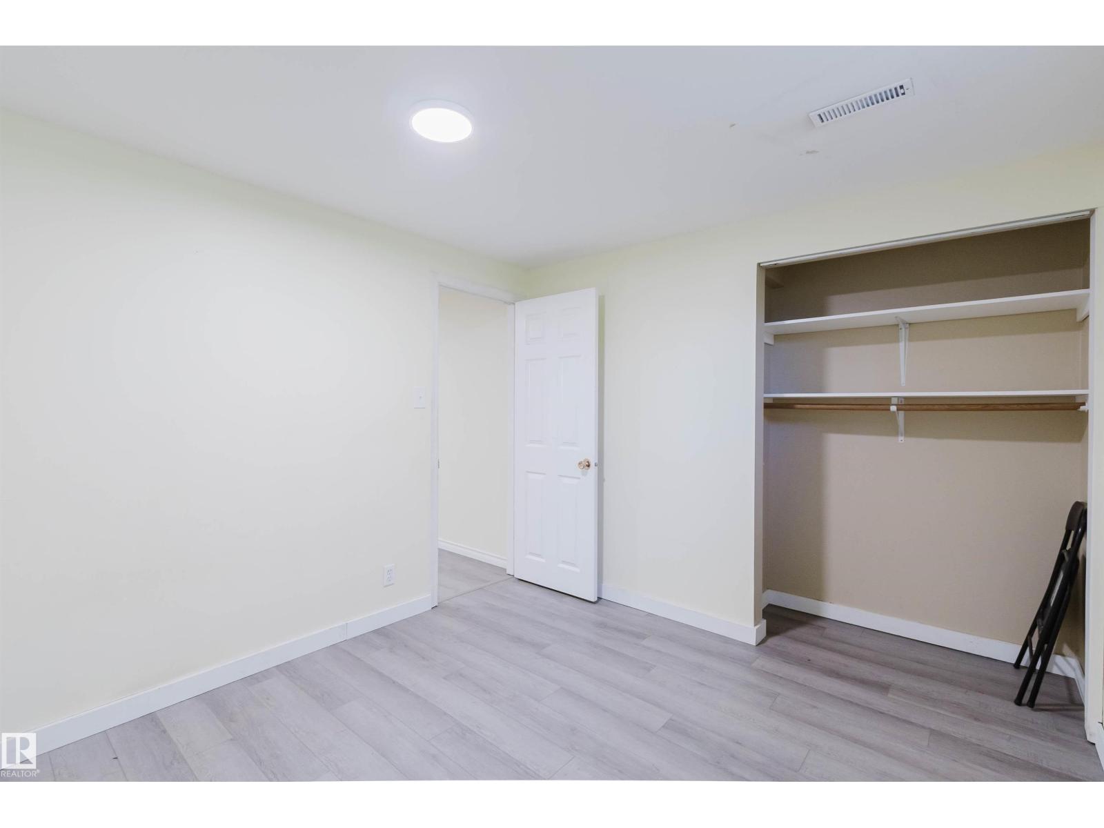 9606 163 ST NW - 28