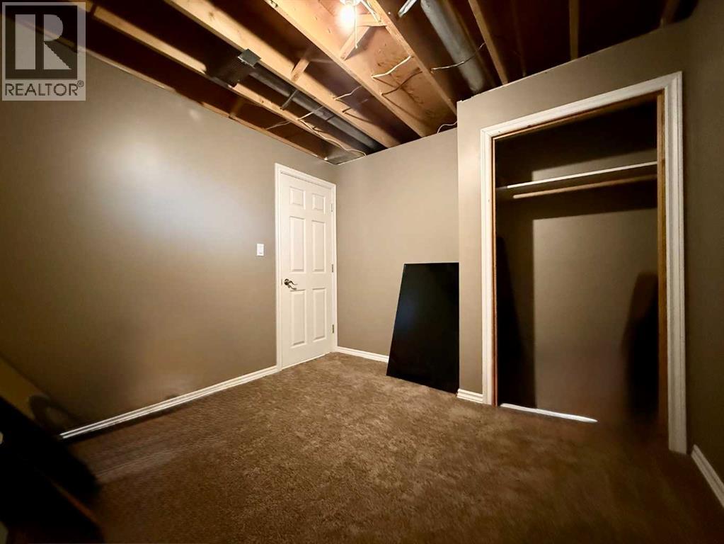 5008 4 Avenue — photo 36