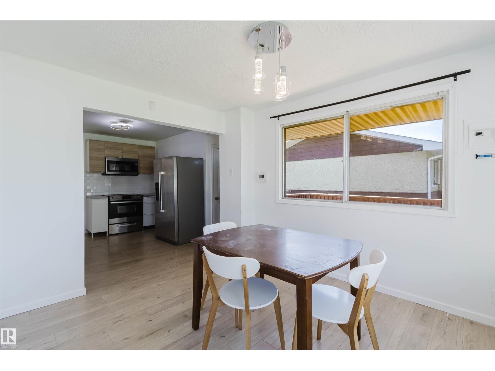 9606 163 ST NW - 21