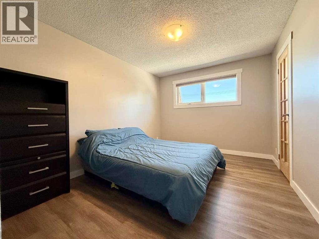 5008 4 Avenue — photo 20