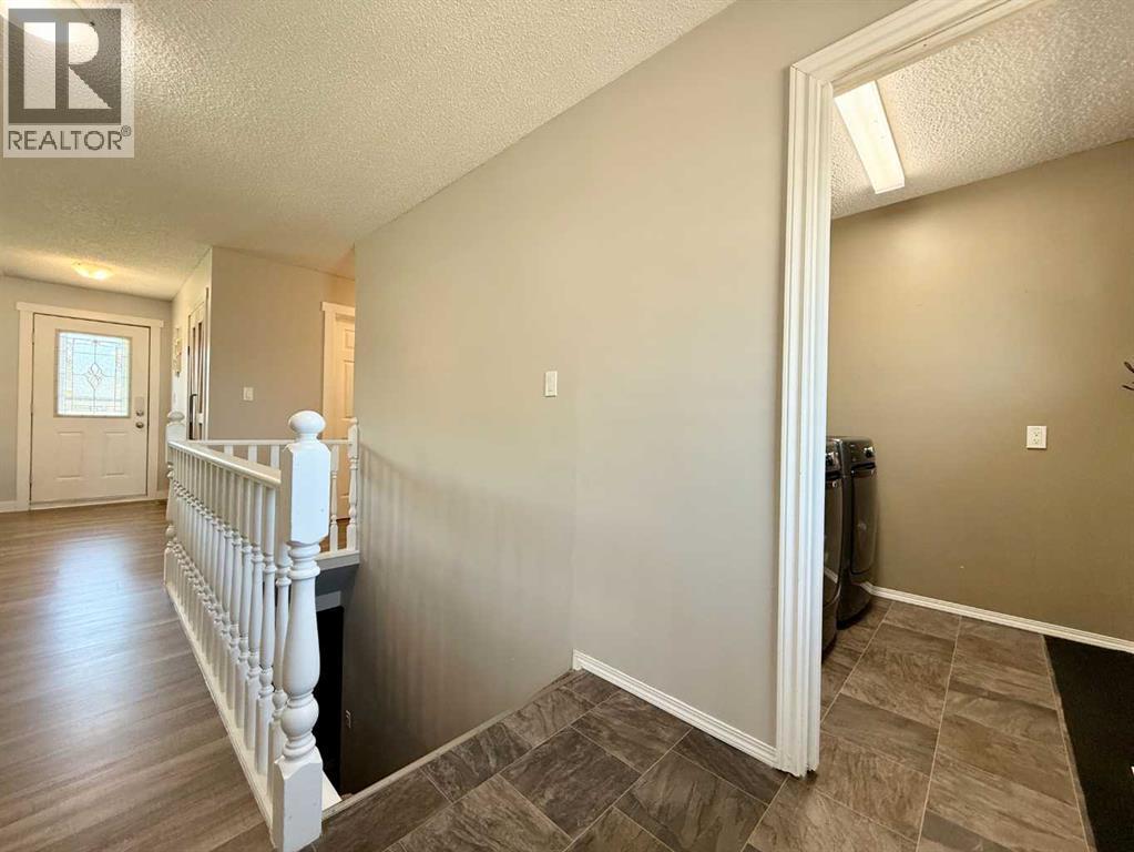 5008 4 Avenue — photo 25