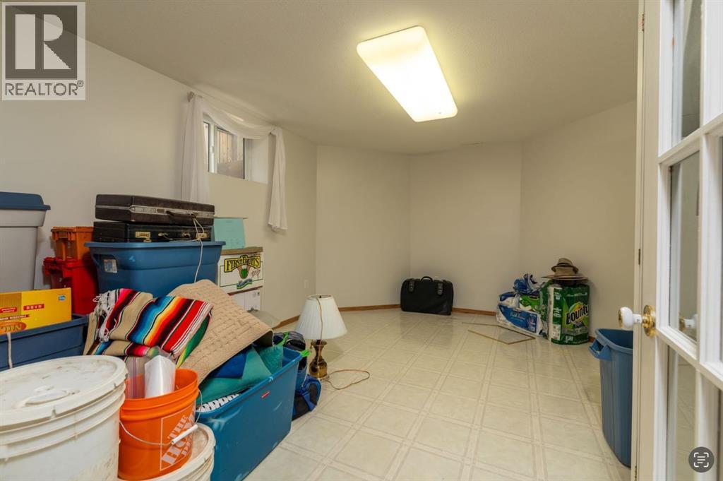 3401 64 Avenue - 25