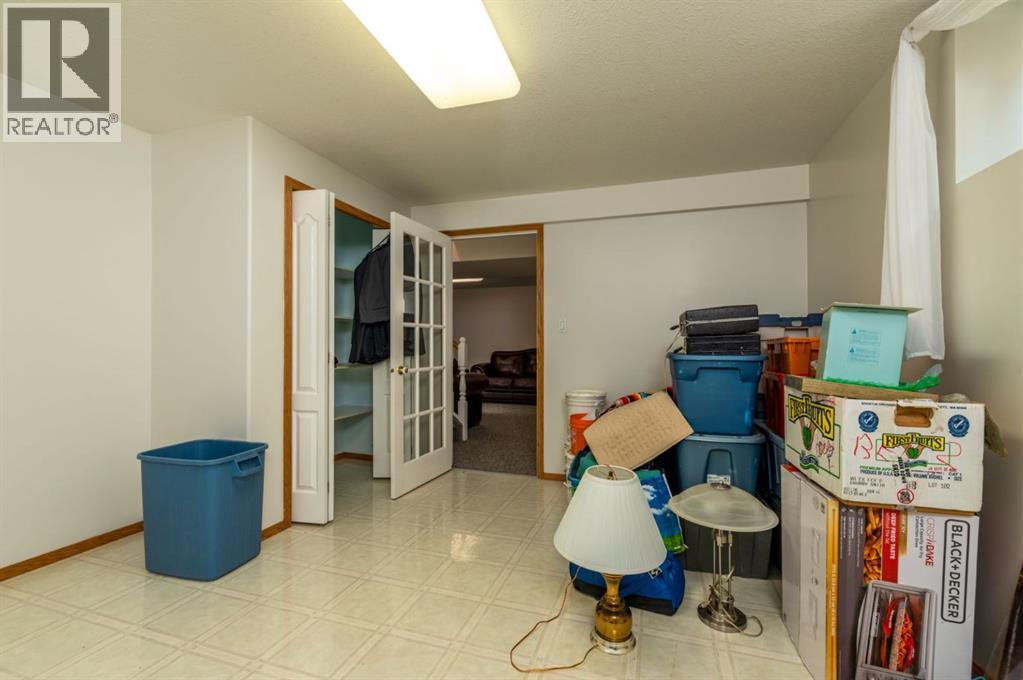 3401 64 Avenue - 26