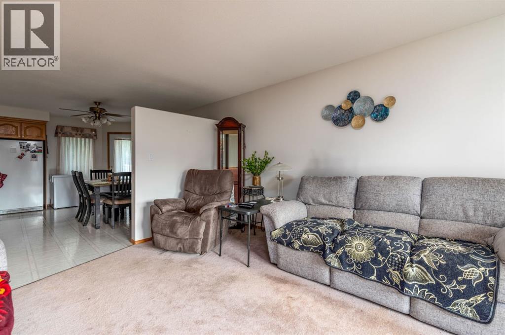 3401 64 Avenue - 10
