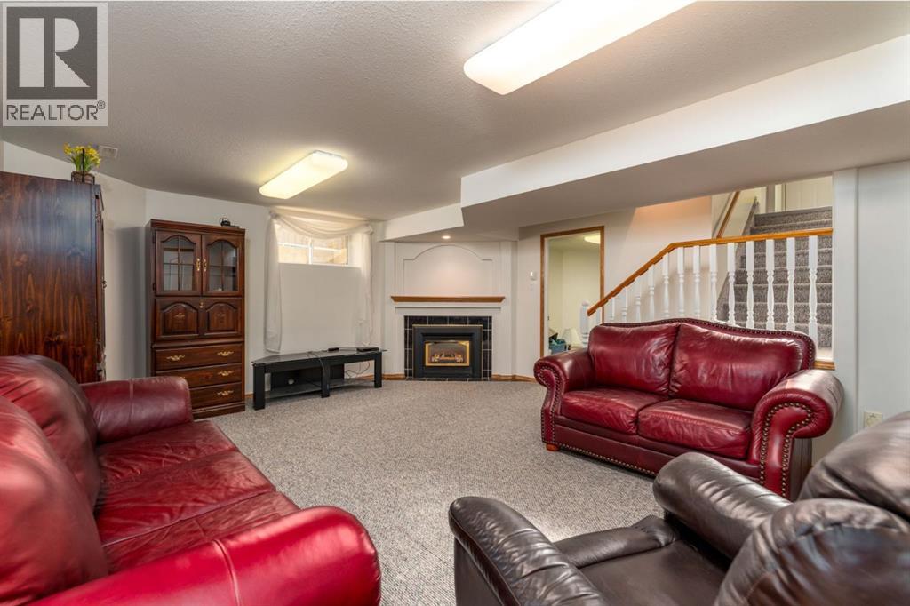 3401 64 Avenue - 23