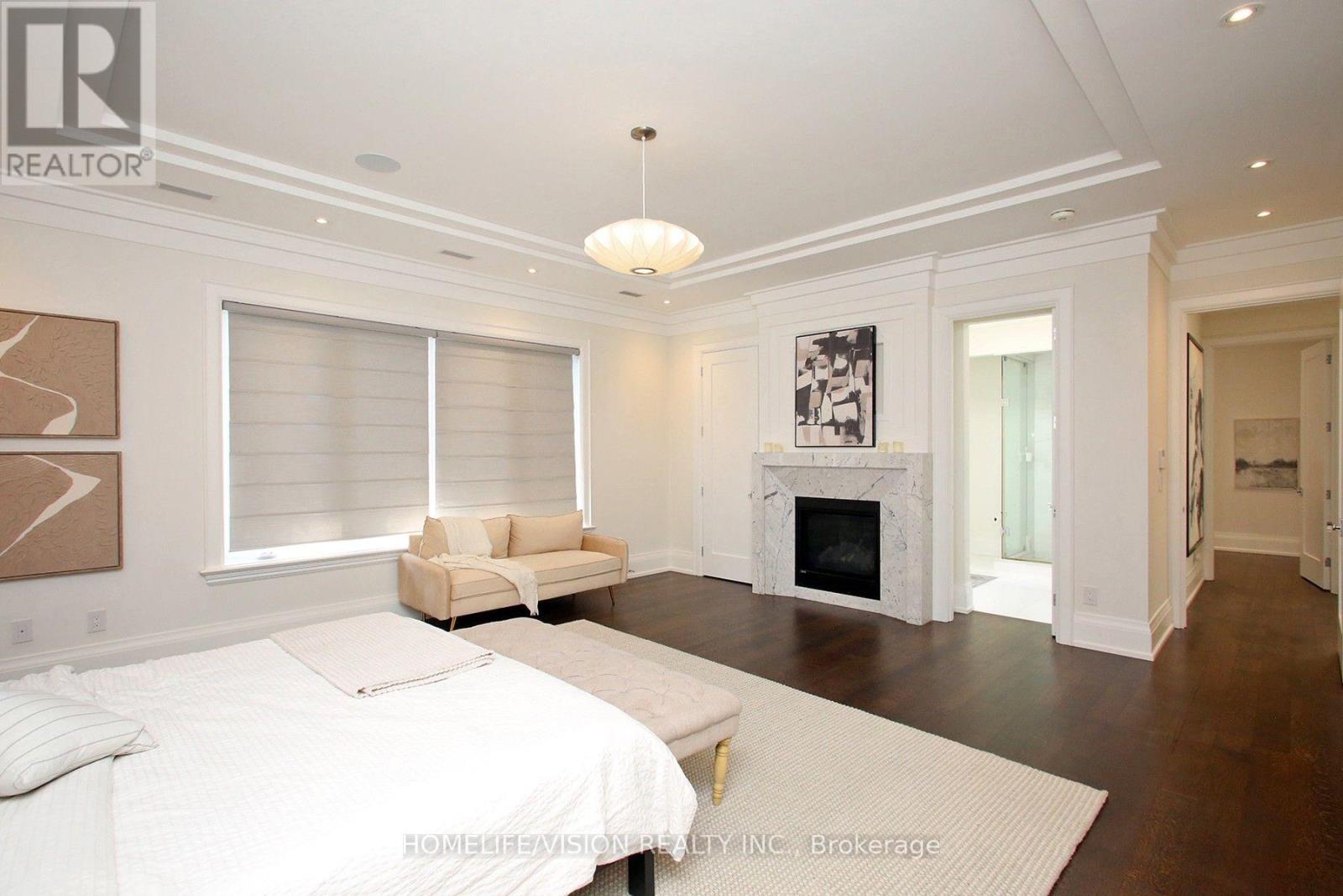 35 LONGWOOD DRIVE SW - 31