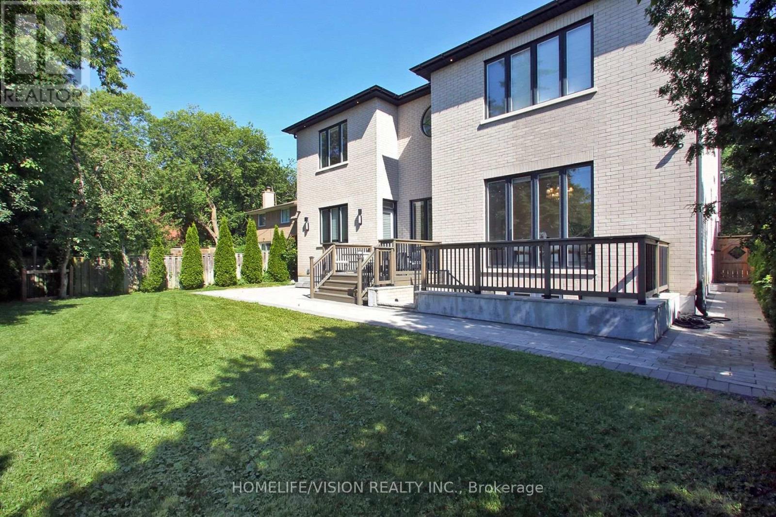 35 LONGWOOD DRIVE SW - 50