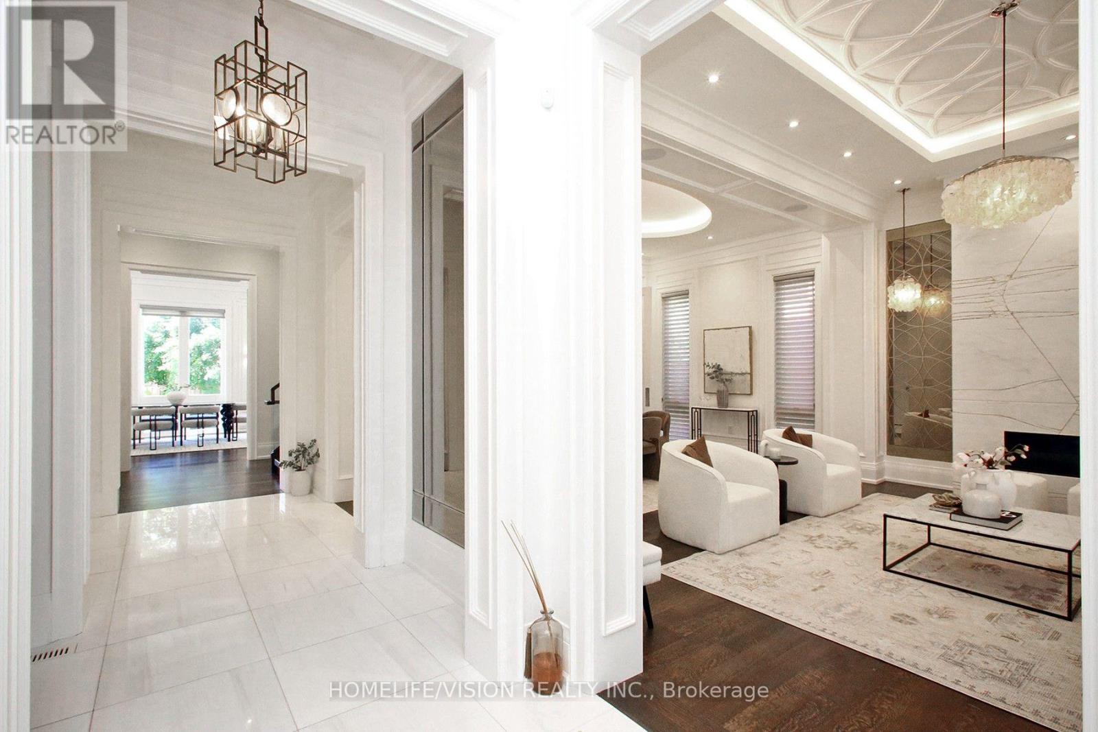 35 LONGWOOD DRIVE SW - 8