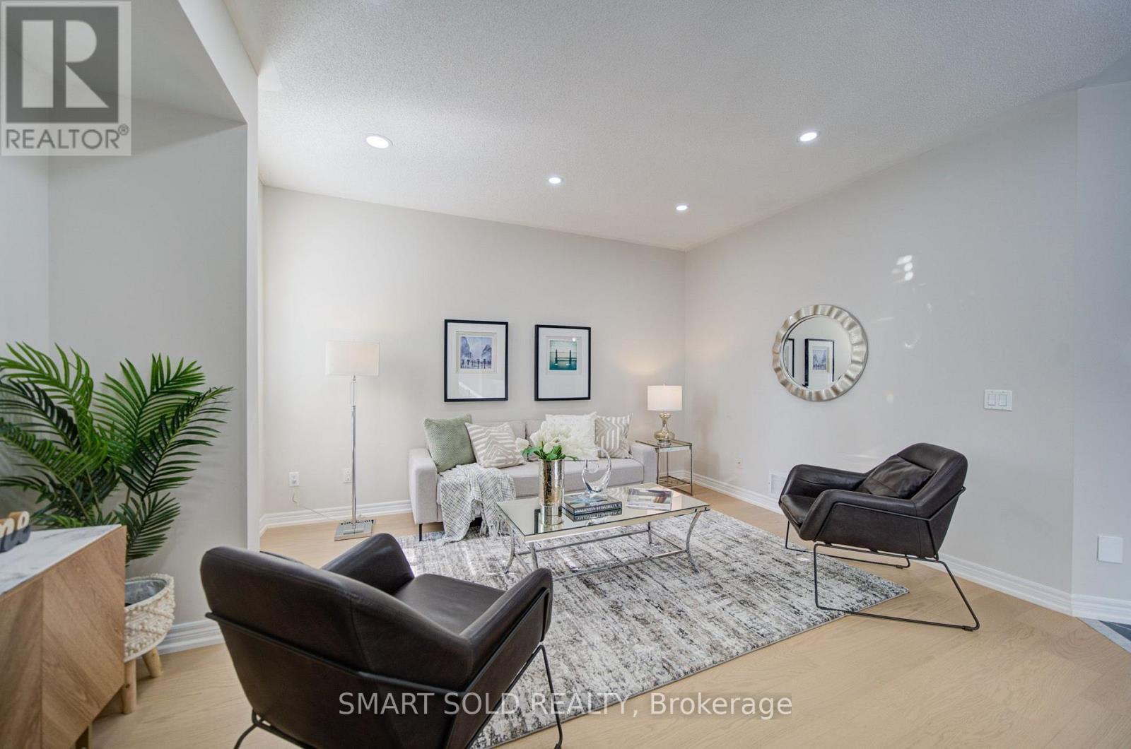 9 PEGASUS DRIVE - 14