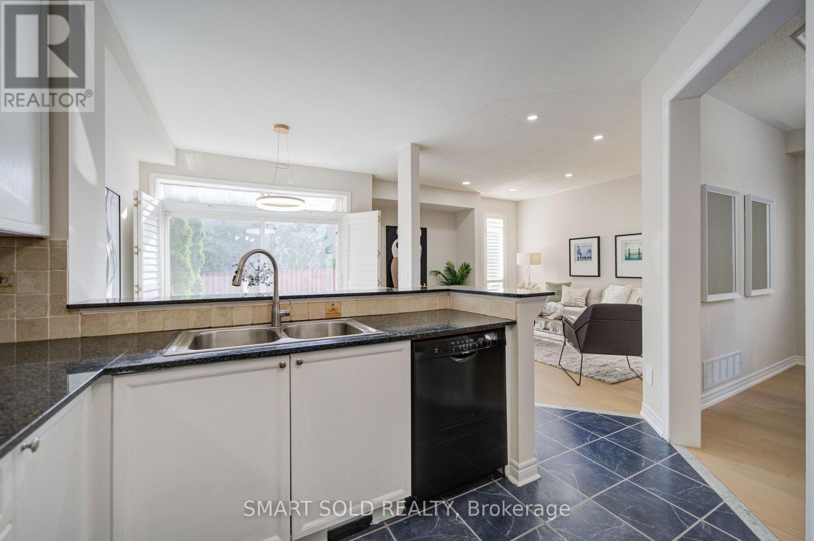 9 PEGASUS DRIVE - 19