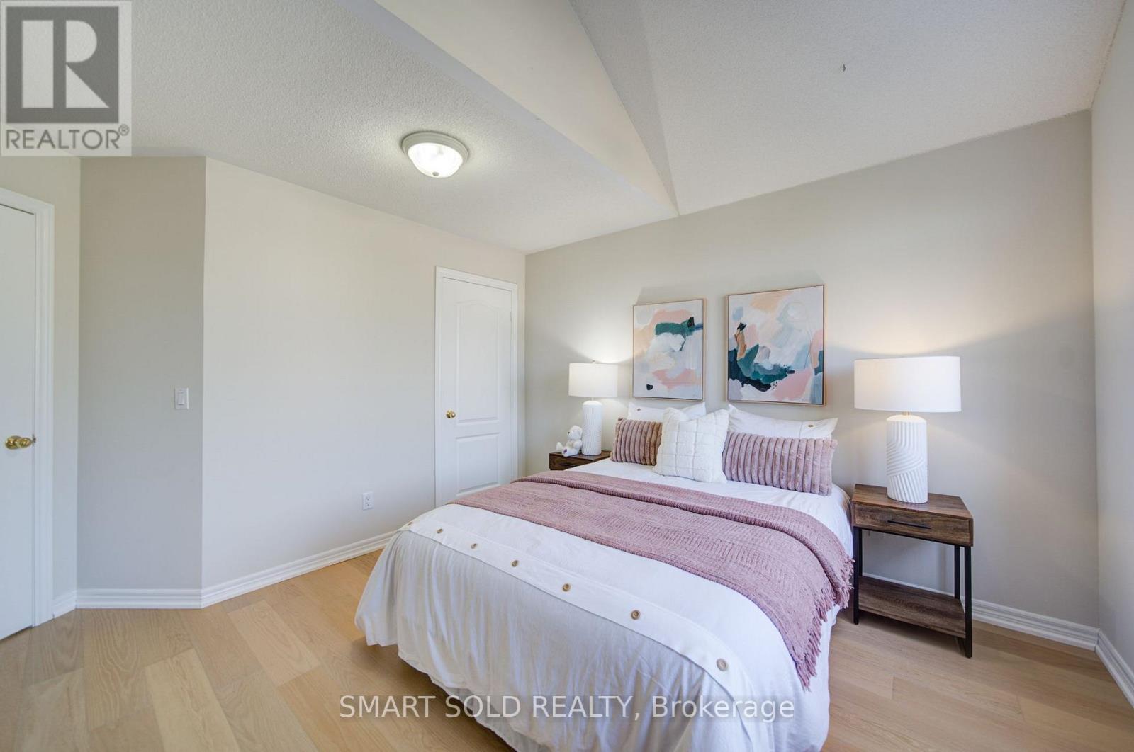 9 PEGASUS DRIVE - 31