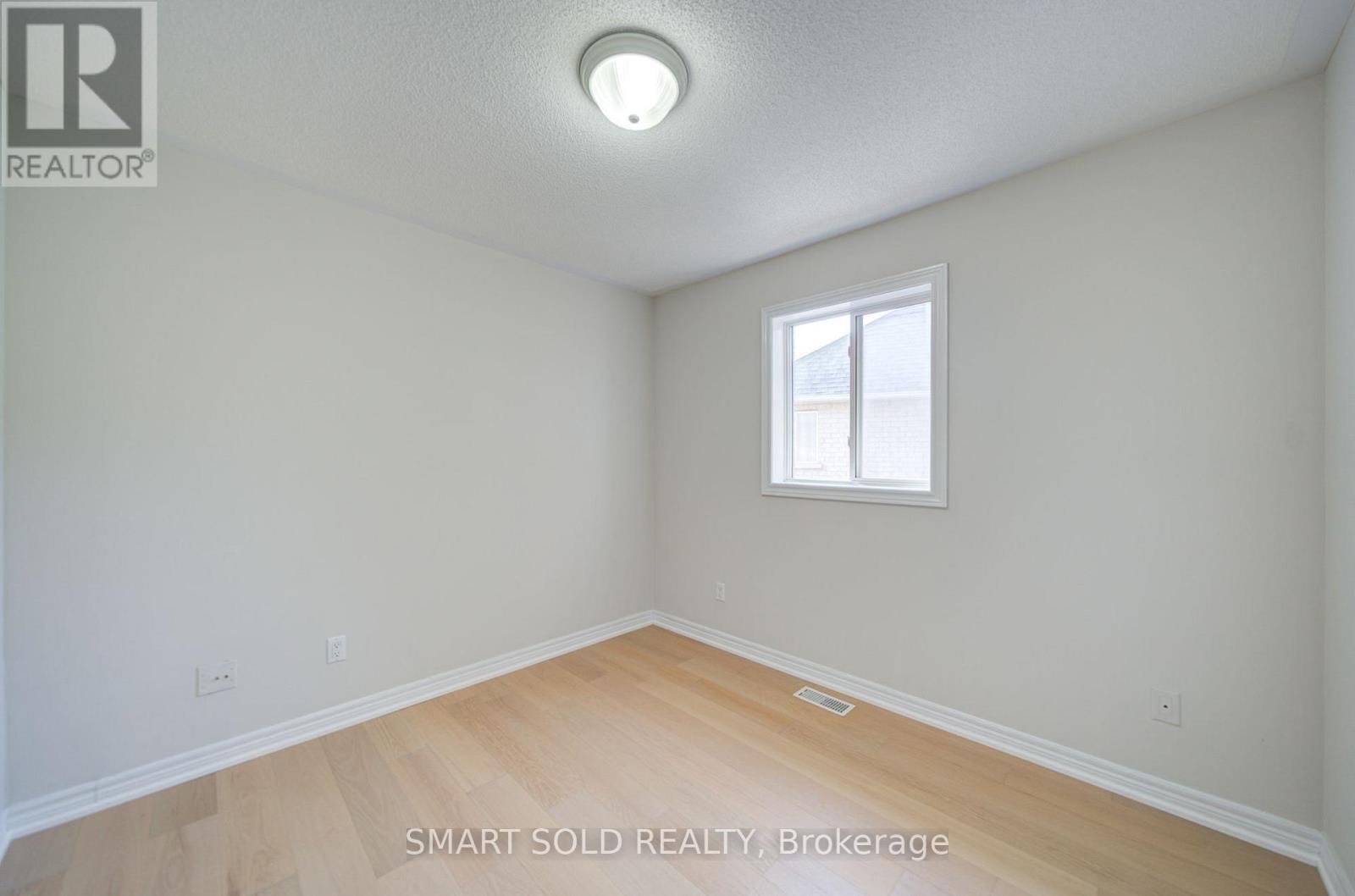 9 PEGASUS DRIVE - 35