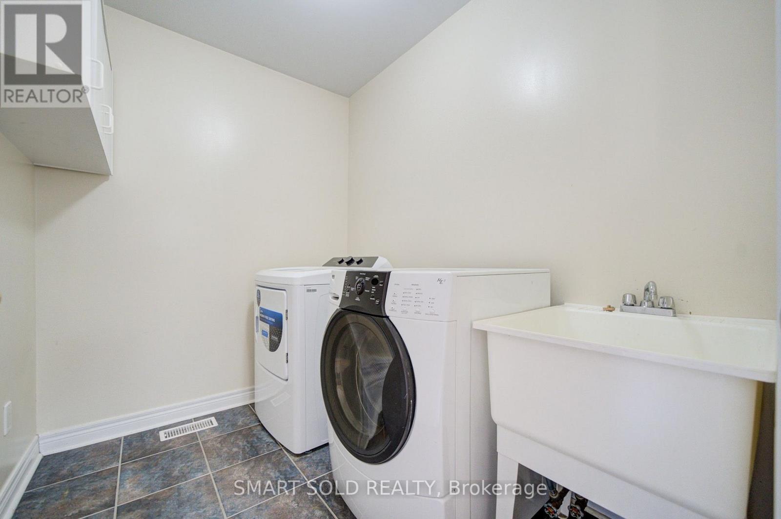 9 PEGASUS DRIVE - 39