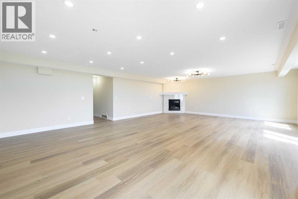 42 Royal Crest Point NW - 29