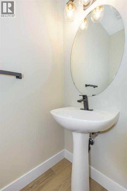 42 Royal Crest Point NW - 23