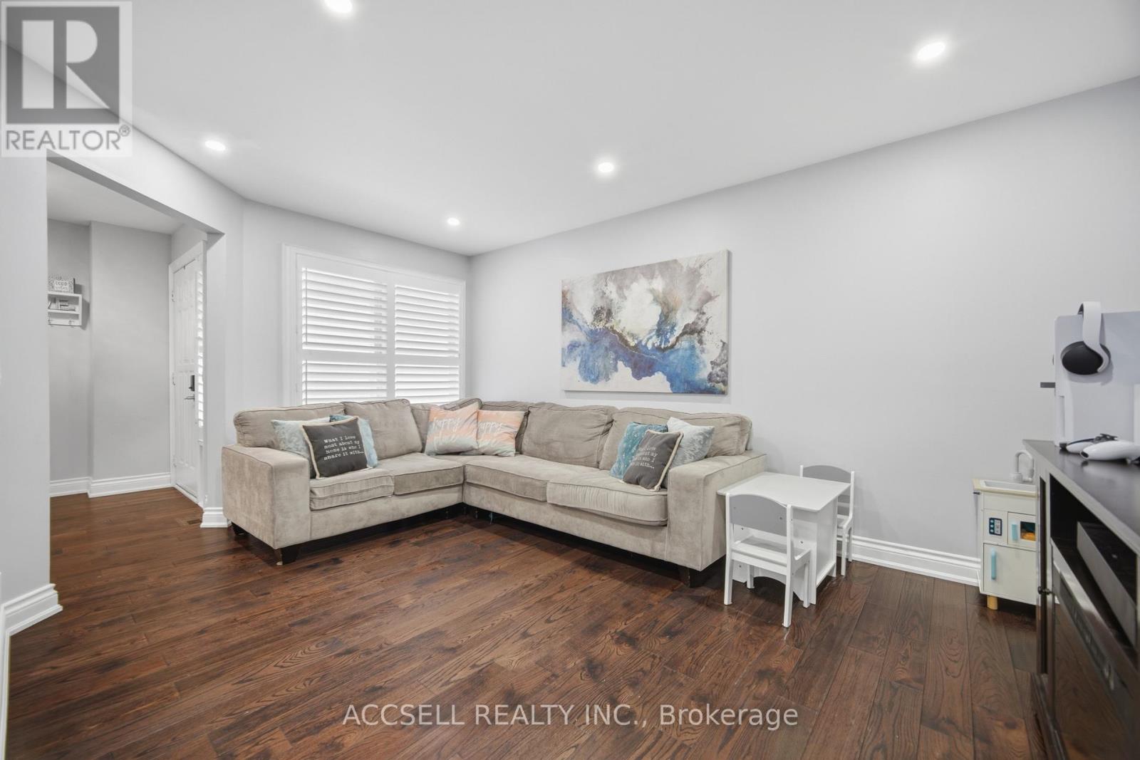 32 NILES COURT - Image 10