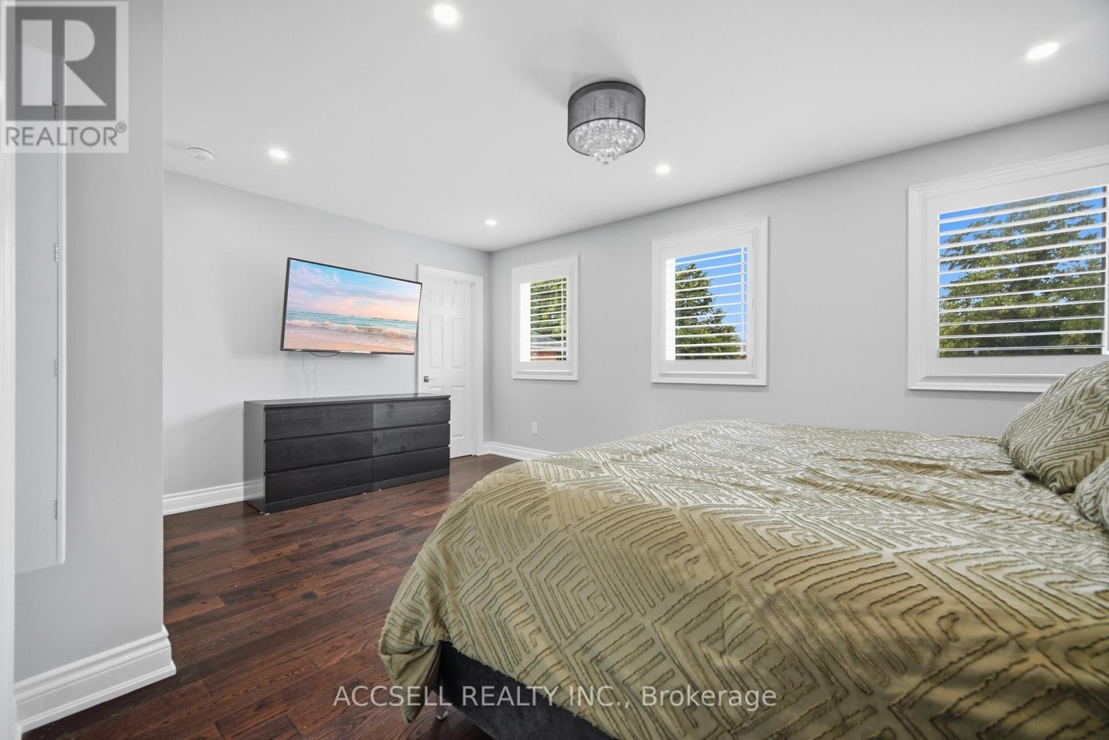 32 NILES COURT - Image 34