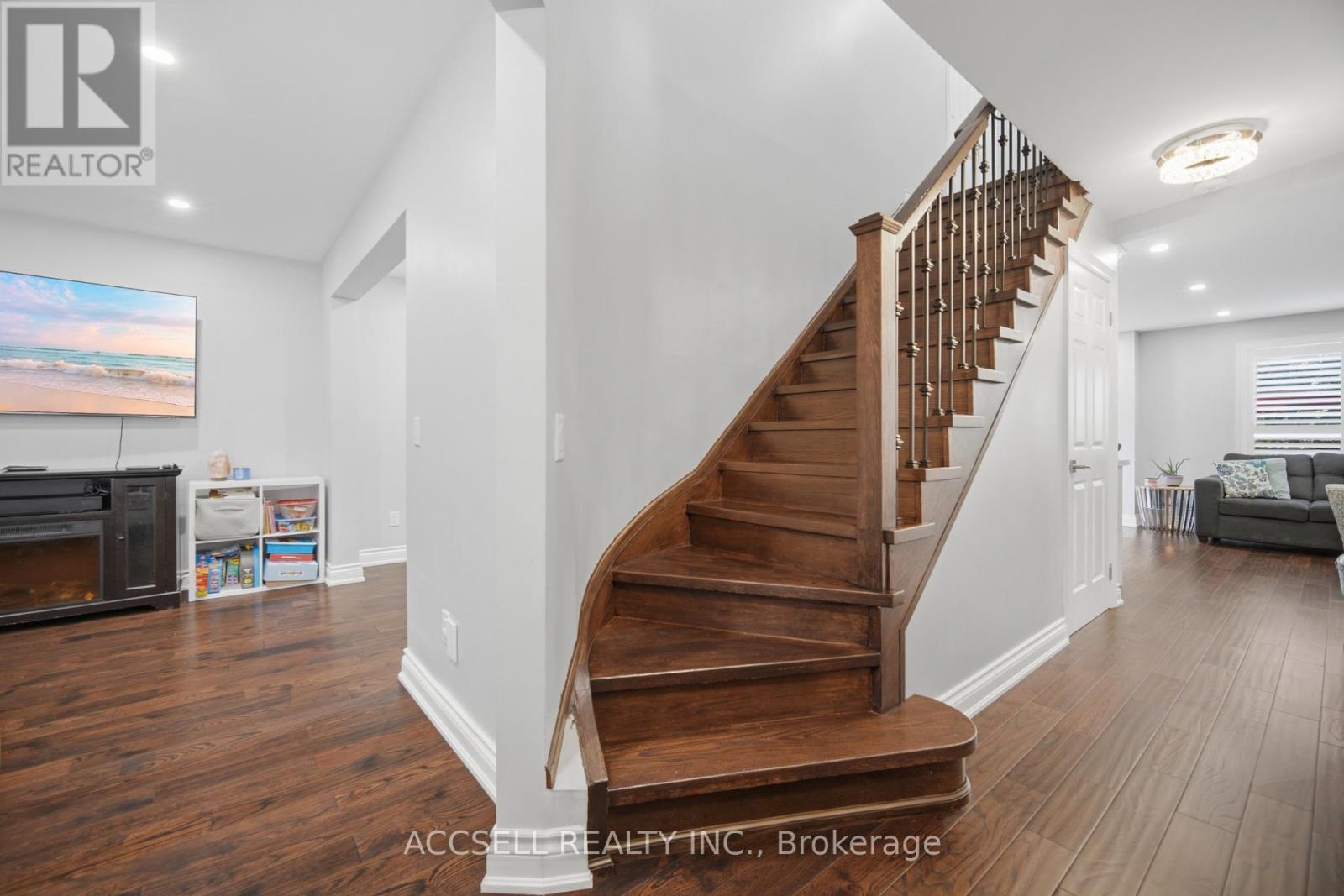 32 NILES COURT - Image 8