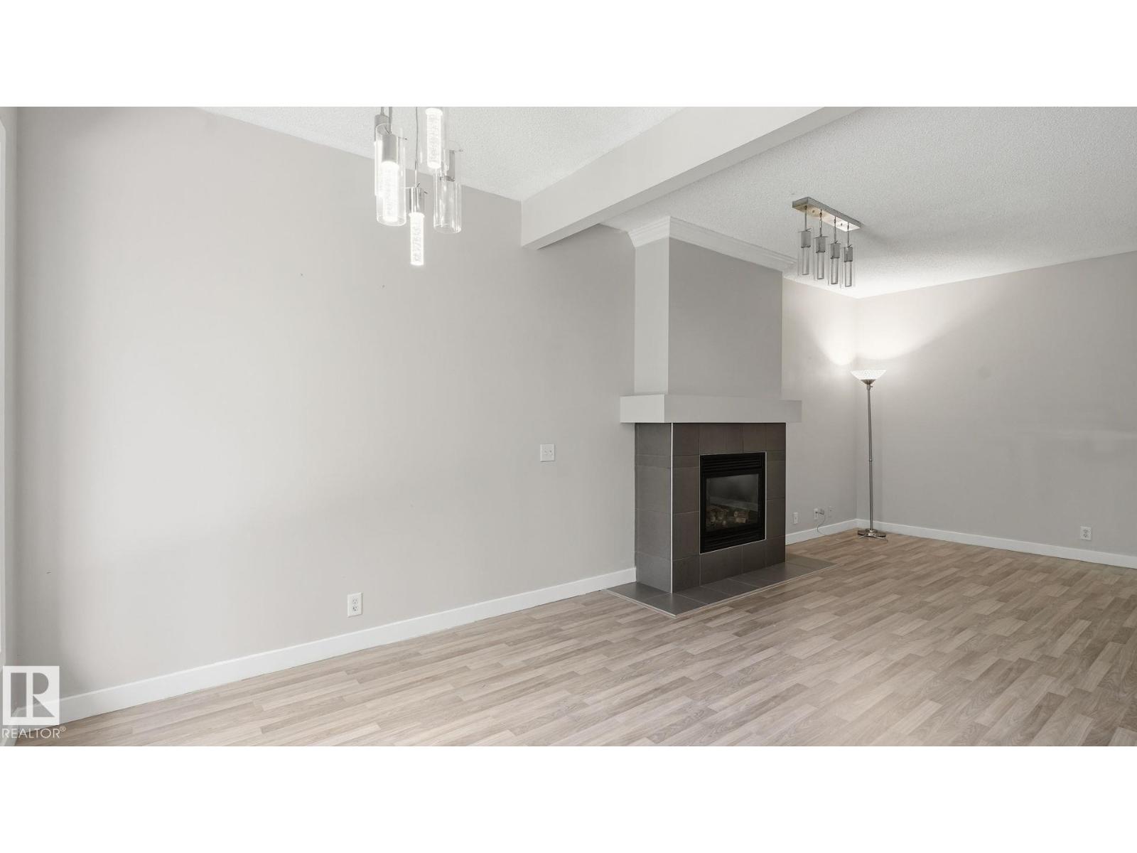 #24 6410 134 AV NW - 11