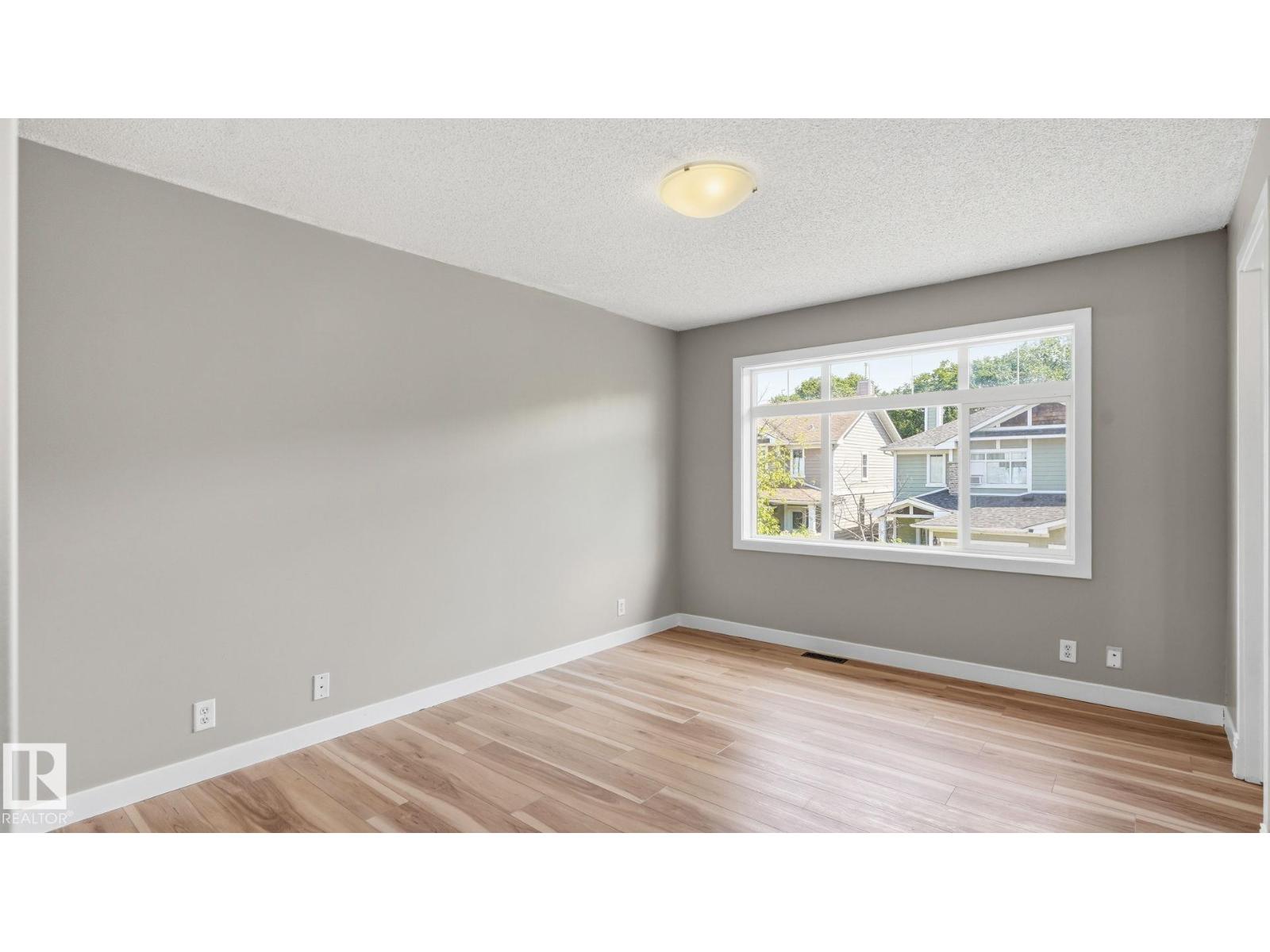 #24 6410 134 AV NW - 20