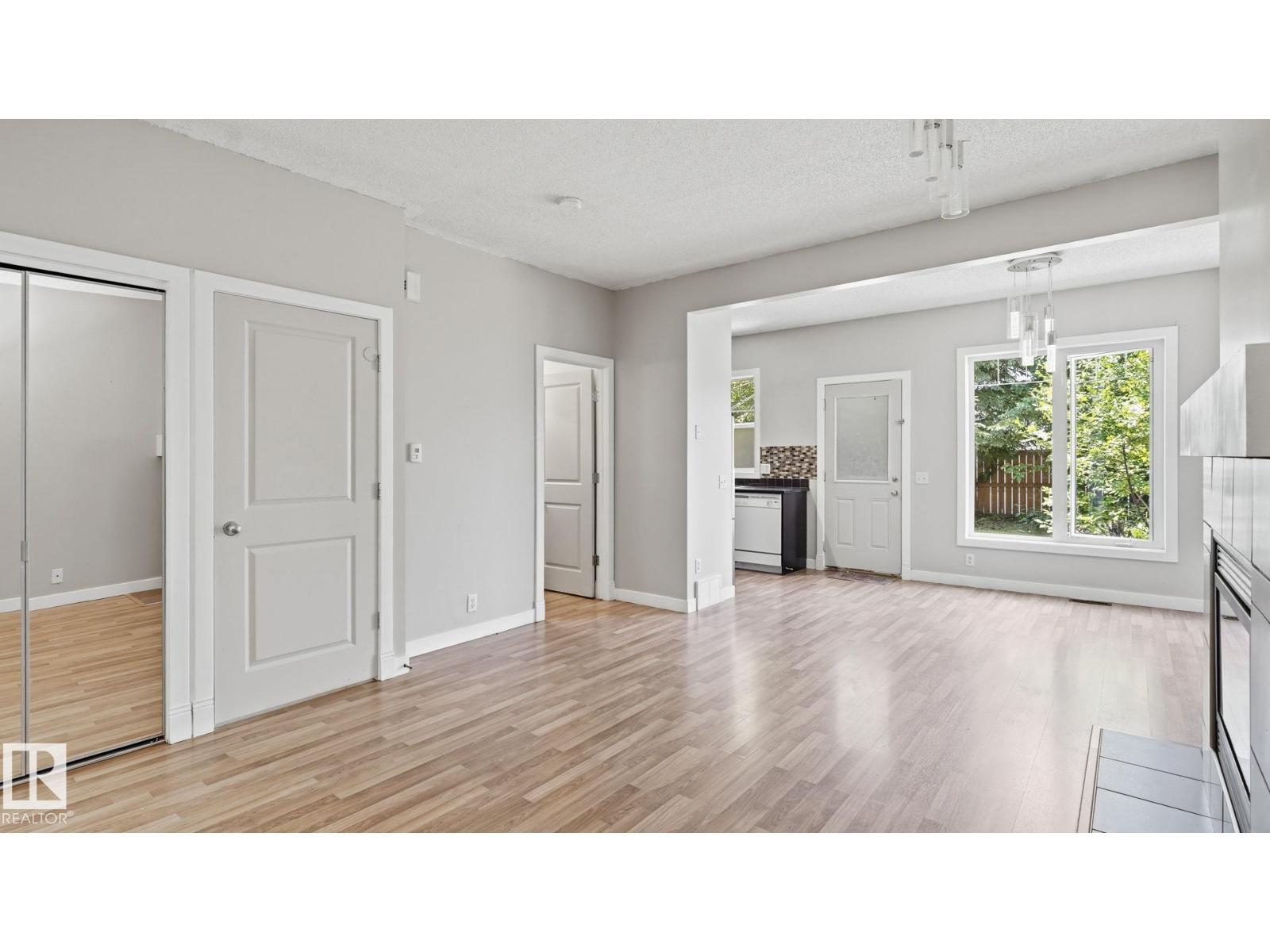 #24 6410 134 AV NW - 9