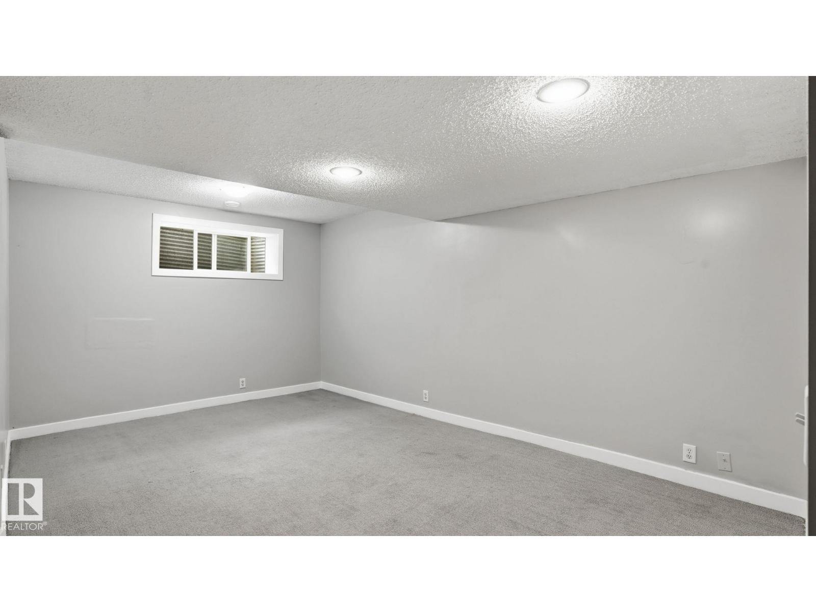 #24 6410 134 AV NW - 27