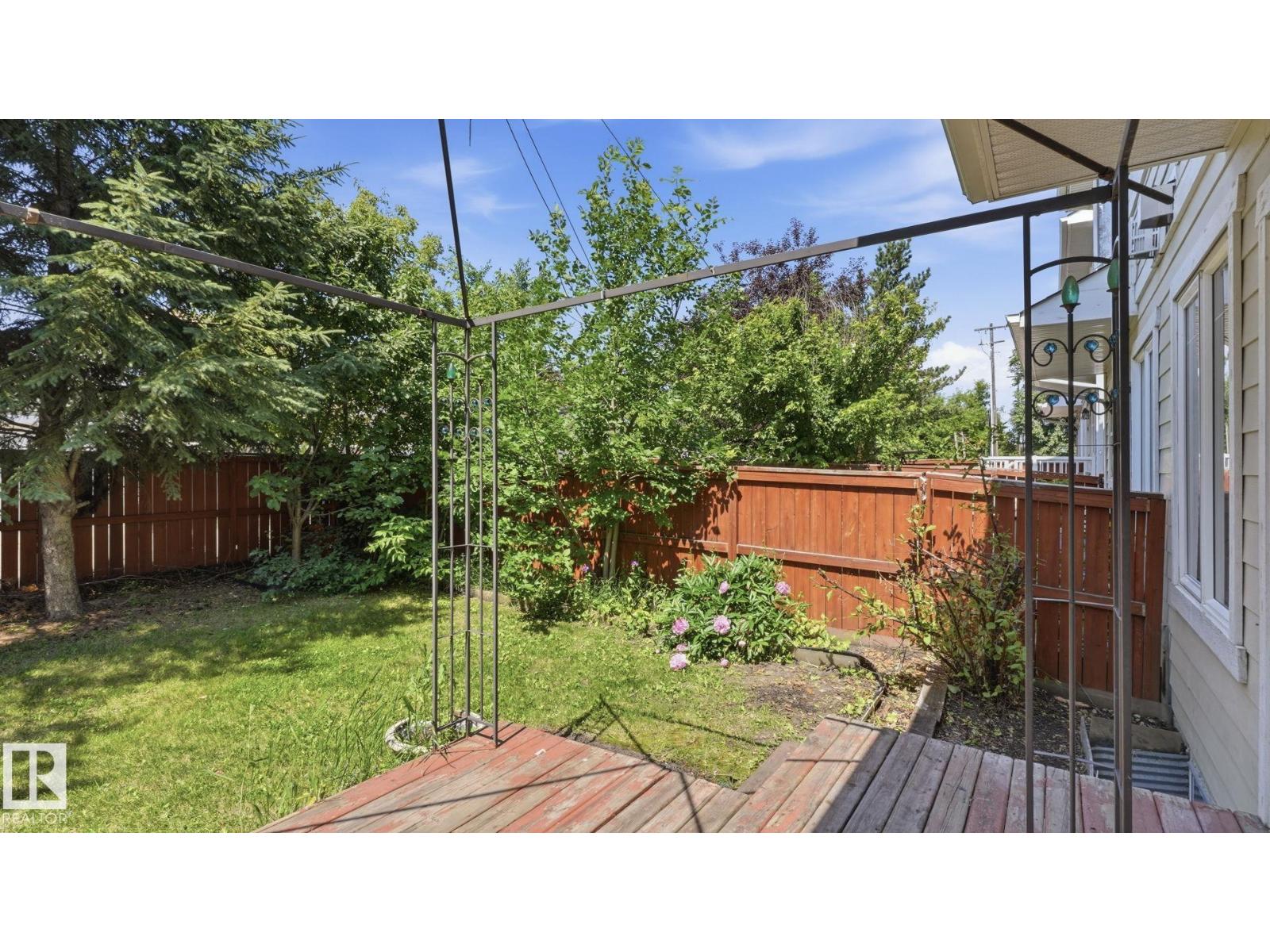 #24 6410 134 AV NW - 33