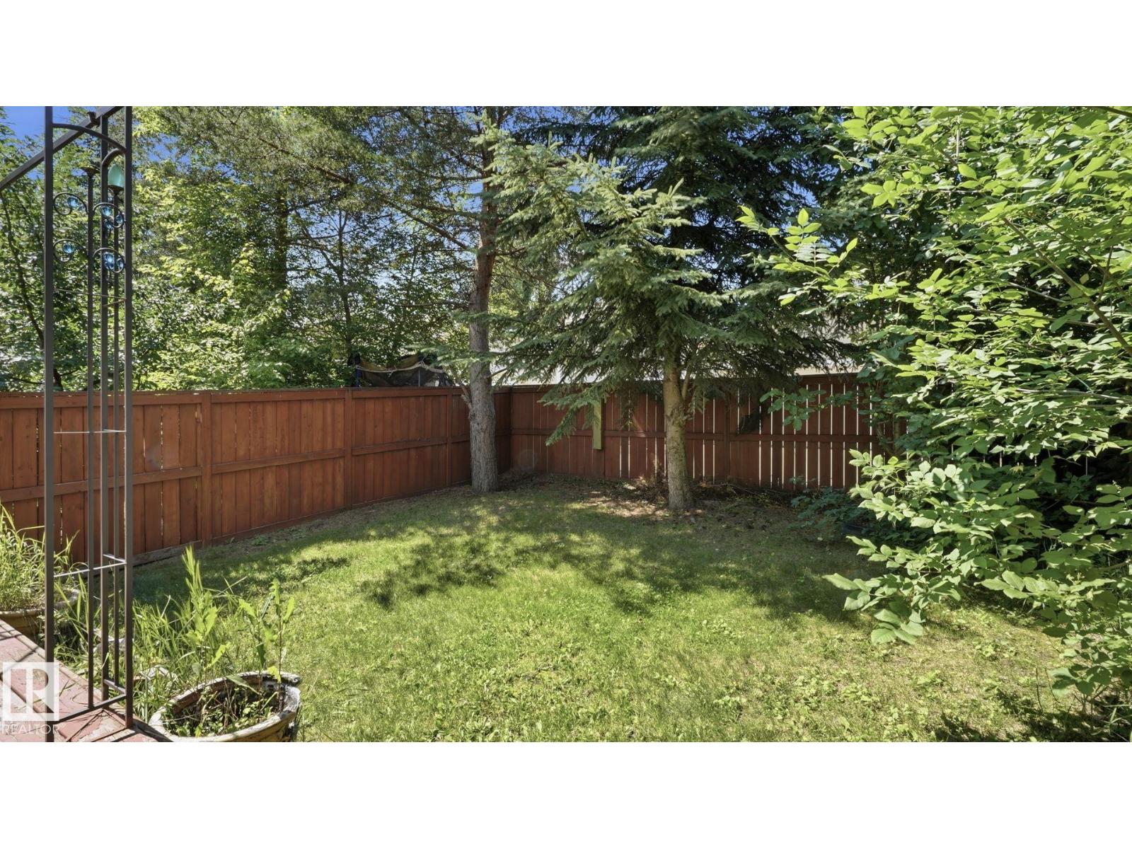 #24 6410 134 AV NW - 37