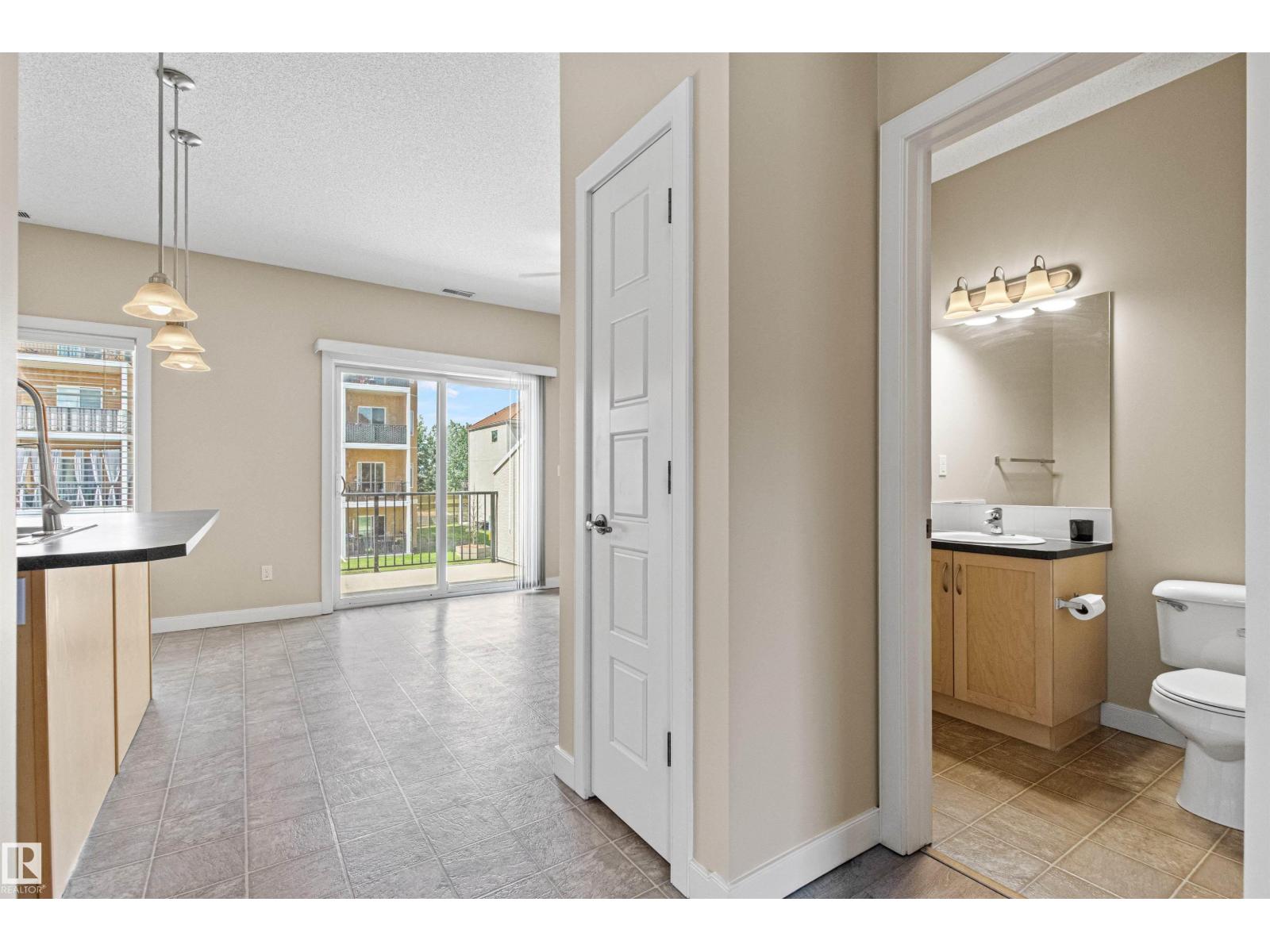 #39 13825 155 AV NW - 19