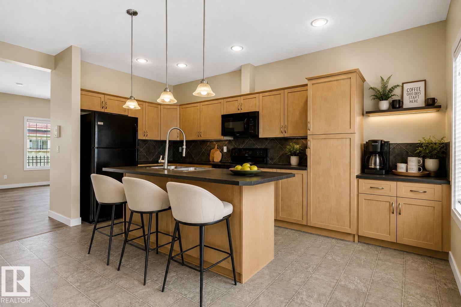 #39 13825 155 AV NW - 25