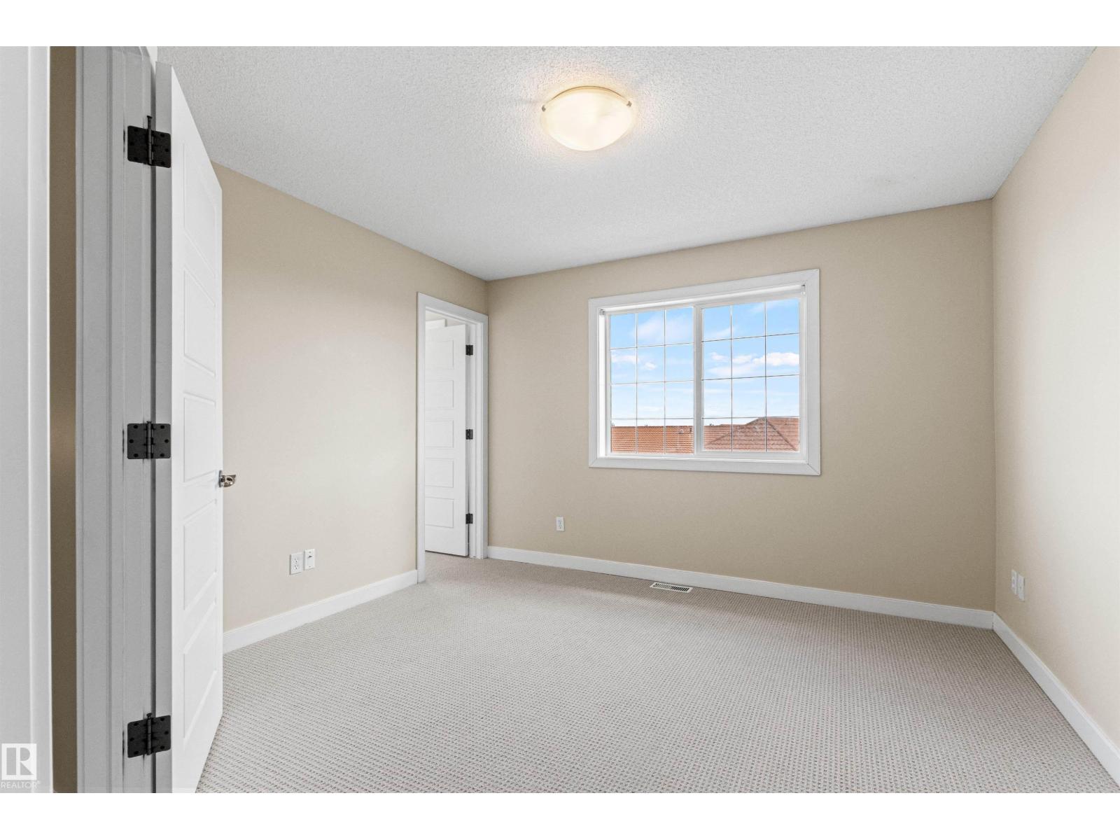 #39 13825 155 AV NW - 46