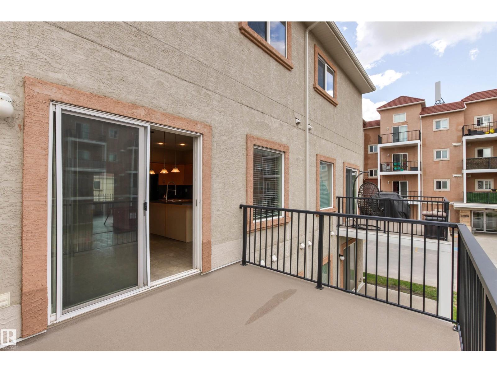 #39 13825 155 AV NW - 38