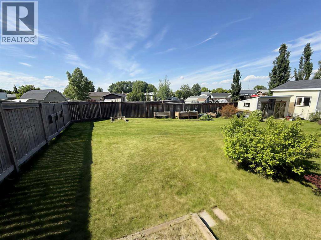 188 Grenoble Crescent - 15