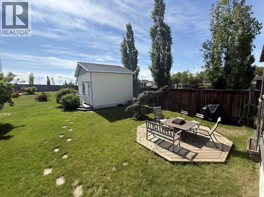 188 Grenoble Crescent - 17