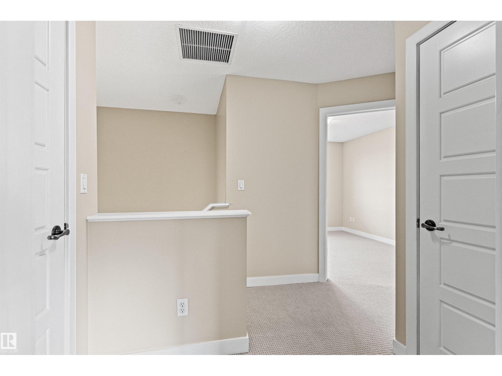 #39 13825 155 AV NW - 45