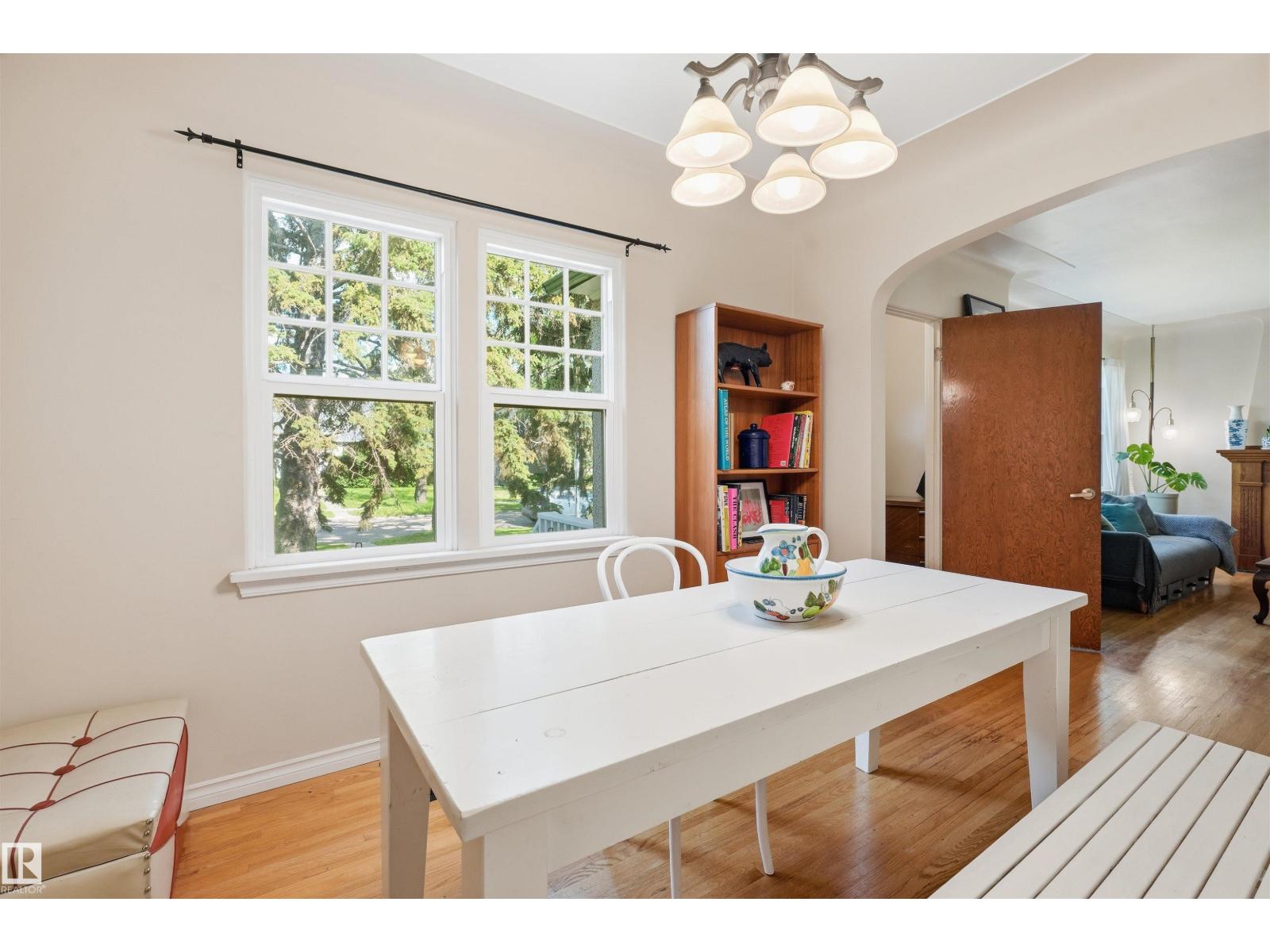 11334 104 ST NW - 6
