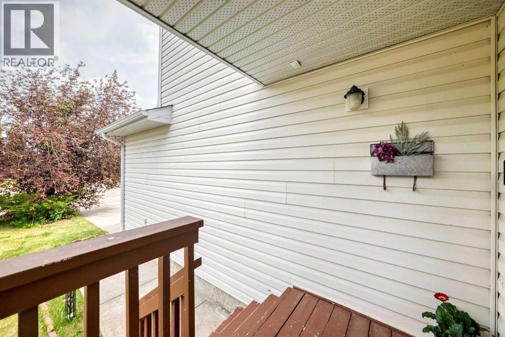7230 Laguna Way NE - Image 46