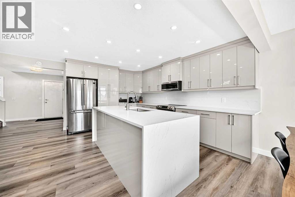 7230 Laguna Way NE - Image 9