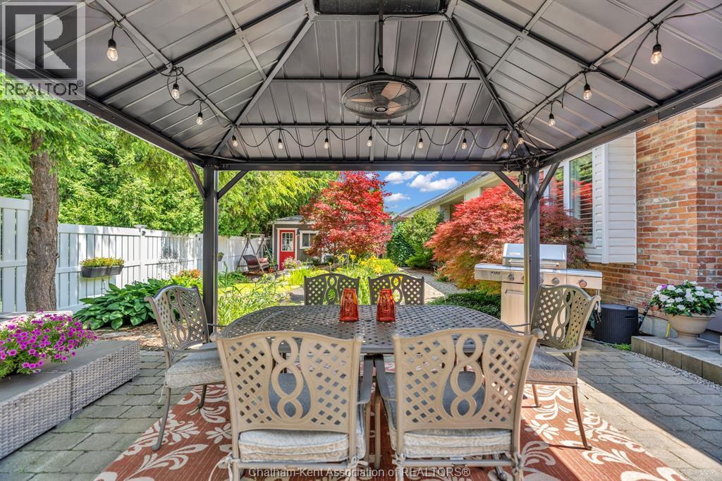 8 CHRISTINA PLACE - 39