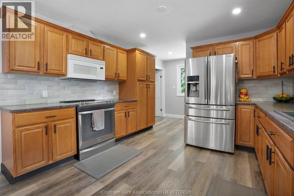 7138 Benoit DRIVE - 11